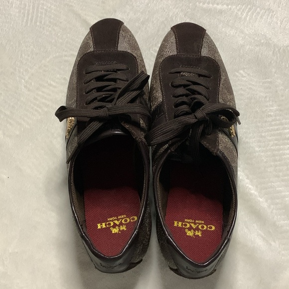 COACH SHOES 7.5 - Picture 3 of 11